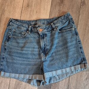 American Eagle Outfitters Women's Classic Blue Jean Shorts